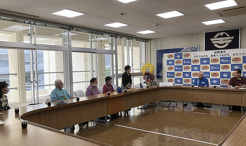 令和5年度沖縄県しまくとぅば普及功労者表彰報告（宜野湾市うちなぁぐち会大城宏予）