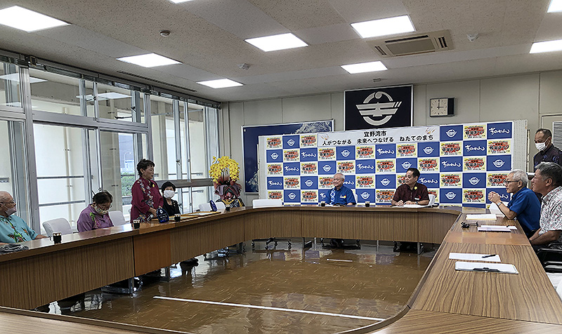 令和5年度沖縄県しまくとぅば普及功労者表彰報告（宜野湾市うちなぁぐち会金城明美）
